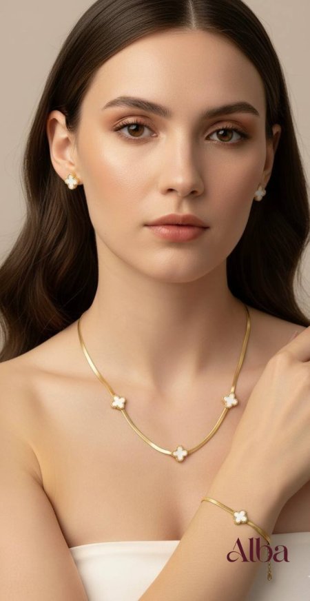 الابيض و ذهبي