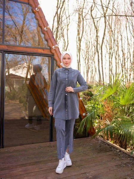 طقم جينز من مونا مور مودا