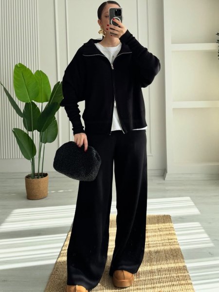 تريننج مونا مور مودا